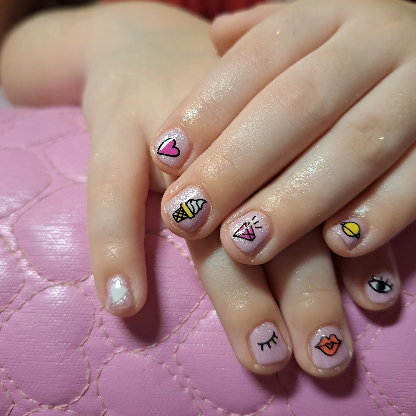 Stylizacja paznokci Bytom - Manicure Hybrydowy