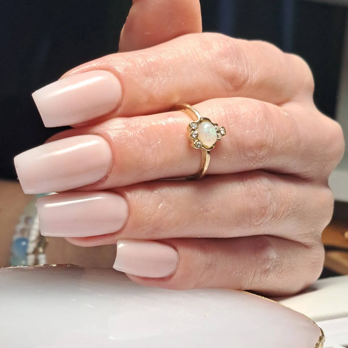 Stylizacja paznokci Bytom - #nailart #paznokcie #paznokciebytomiokolice #naildesign #nailsofinstagram #nsilswag 
Delikatnie ale jakże pięknie 🥰